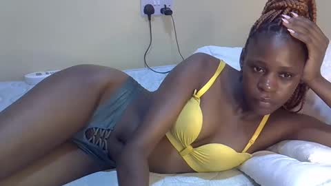 pretty_daniella online show from February 2025 05:37:01 AM