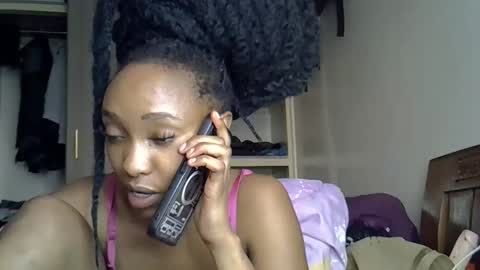 Snapshot of pretty_jazmine chatting on September 2025 12:28:02 PM Jaz online show from September 2025 12:28:02 PM