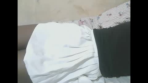 Snapshot of pretty_manisha chatting on September 2025 02:27:02 AM Ivy online show from September 2025 02:27:02 AM