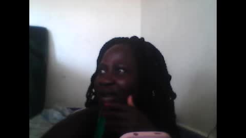 pretty_mellanin1 online show from December 2024 12:30:01 PM