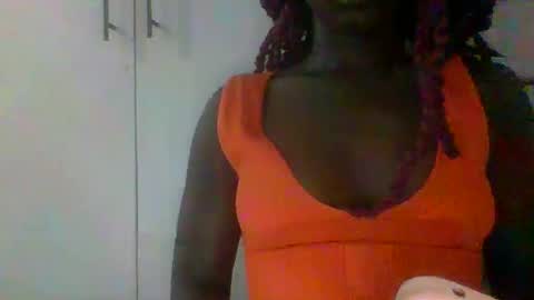 pretty_mellanin1 online show from January 2025 05:41:01 PM