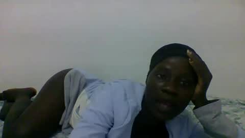 pretty_mellanin1 online show from January 2025 04:37:01 PM