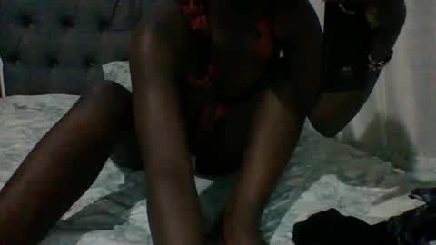 pretty_mellanin1 online show from September 2025 07:14:01 PM