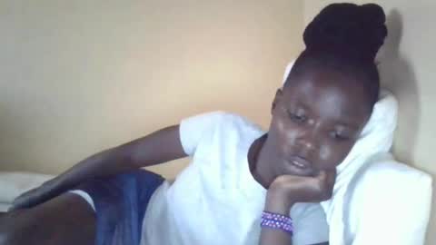 pretty_petite_ebony online show from January 2025 02:24:02 PM