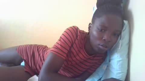 pretty_petite_ebony online show from February 2025 02:55:02 PM