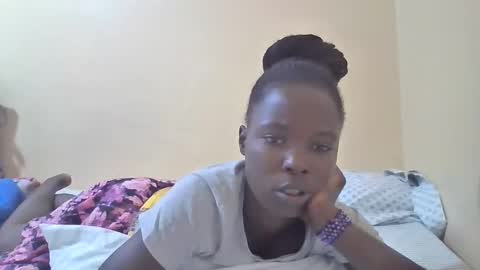 pretty_petite_ebony online show from February 2025 04:15:02 PM