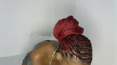 Snapshot of pretty_queennie chatting on December 2025 11:26:02 AM Pretty doll online show from December 2025 11:26:02 AM