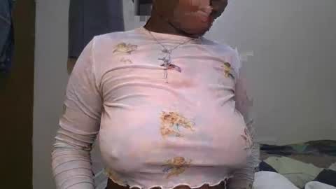 Snapshot of pretty_shila chatting on October 2025 03:46:02 PM pretty_shila online show from October 2025 03:46:02 PM