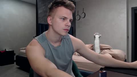 Justin online show from October 2025 03:26:02 AM