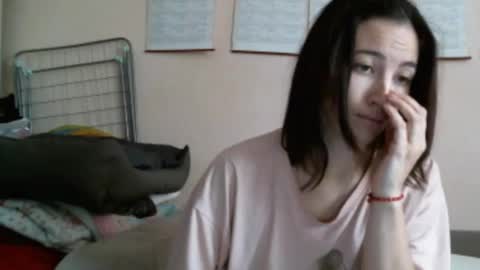 Snapshot of prettybella_7 chatting on October 2025 05:10:02 AM Bella online show from October 2025 05:10:02 AM