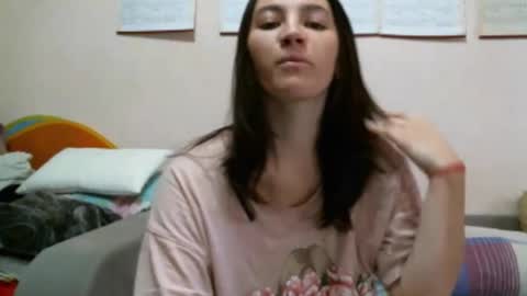 Snapshot of prettybella_7 chatting on October 2025 09:02:02 AM Bella online show from October 2025 09:02:02 AM