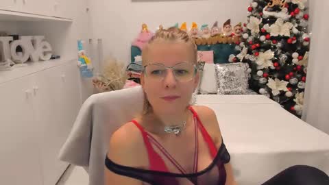 wilma online show from December 2024 09:15:02 PM