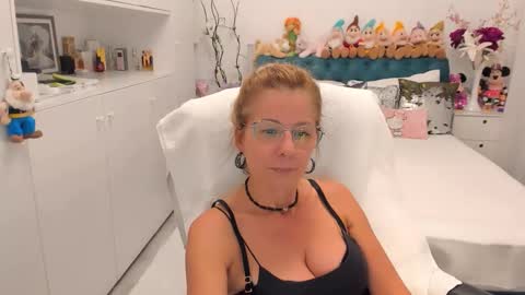 wilma online show from September 2025 08:53:02 PM
