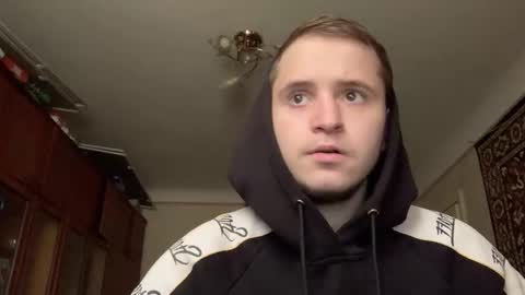 prettyboyhot01 online show from October 2025 08:37:01 AM