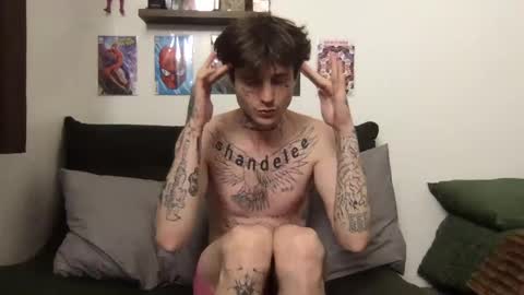 Snapshot of prettyboyszn chatting on October 2025 01:57:01 AM pretty boy online show from October 2025 01:57:01 AM