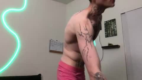 Snapshot of prettyboyszn chatting on November 2025 12:31:02 AM pretty boy online show from November 2025 12:31:02 AM