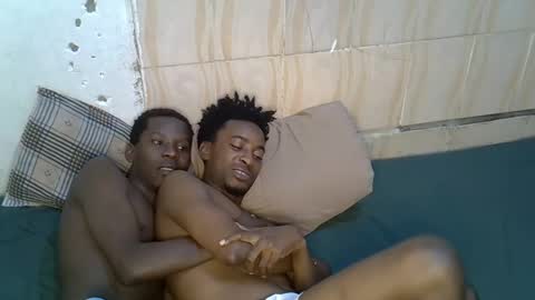 prettyboyz11 online show from September 2025 01:38:02 AM