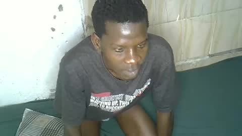 prettyboyz11 online show from September 2025 12:05:01 PM