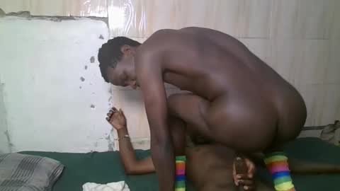 prettyboyz11 online show from September 2025 02:32:01 PM