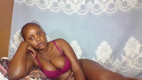 SHANIA online show from September 2025 07:47:02 PM