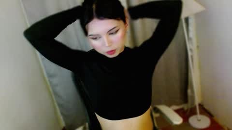 Snapshot of prettyjulian chatting on October 2025 10:55:01 AM SEXY JULIA online show from October 2025 10:55:01 AM