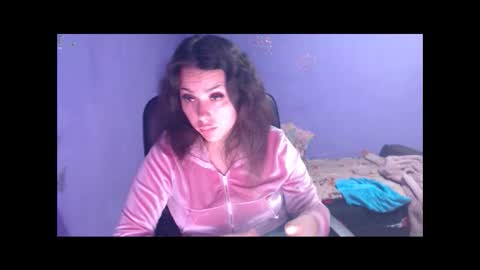prettyjulliette online show from January 2025 04:25:01 PM