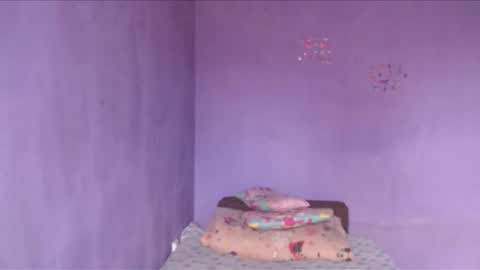 prettyjulliette online show from March 2025 12:01:02 PM
