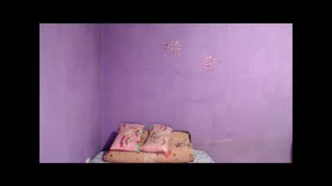 prettyjulliette online show from March 2025 05:24:02 PM