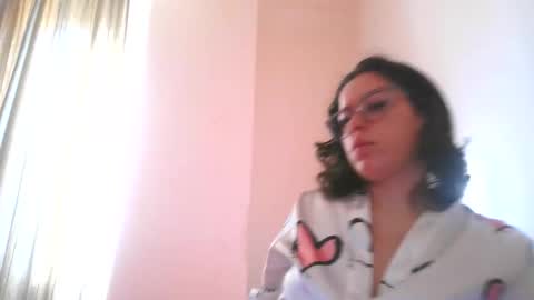 prettyjulliette online show from October 2025 12:05:02 PM