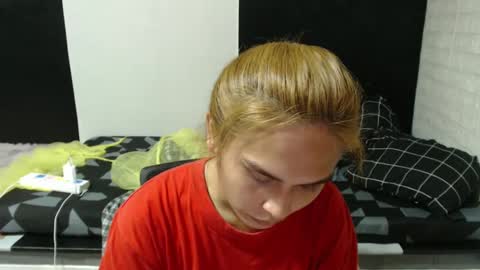 Kate online show from February 2025 05:52:02 PM