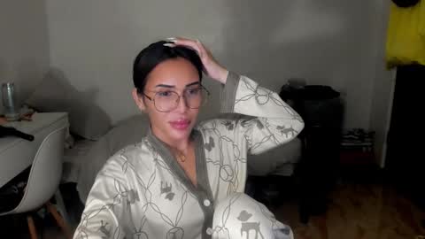Jovill Mays online show from October 2025 03:31:02 PM