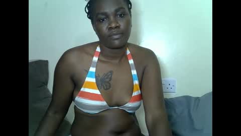 LILIAN online show from September 2025 05:45:01 PM