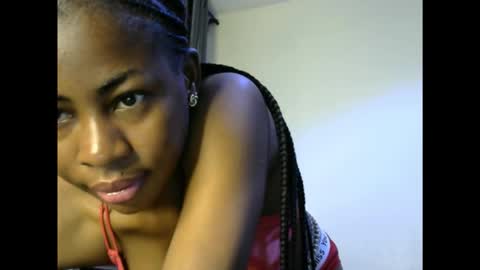 Snapshot of prettylove5 chatting on September 2025 05:31:01 AM evelyn online show from September 2025 05:31:01 AM