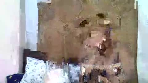 prettymel_ online show from March 2025 04:41:01 PM