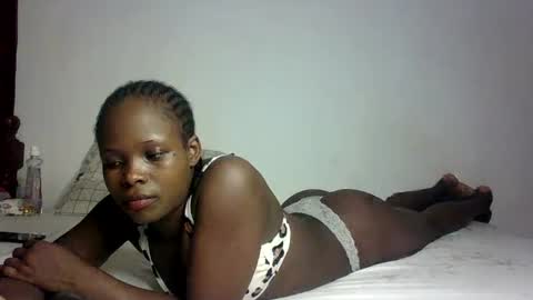 Melly online show from February 2025 06:47:02 PM