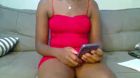 Snapshot of prettyqueen254 chatting on January 2025 10:44:02 PM pretty queen online show from January 2025 10:44:02 PM