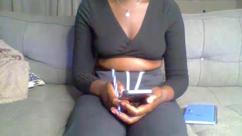 Snapshot of prettyqueen254 chatting on February 2025 01:13:02 AM pretty queen online show from February 2025 01:13:02 AM