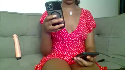 Snapshot of prettyqueen254 chatting on October 2025 08:11:02 PM pretty queen online show from October 2025 08:11:02 PM