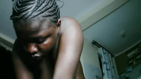 Snapshot of prettyreen chatting on October 2025 09:37:01 PM prettyreen online show from October 2025 09:37:01 PM