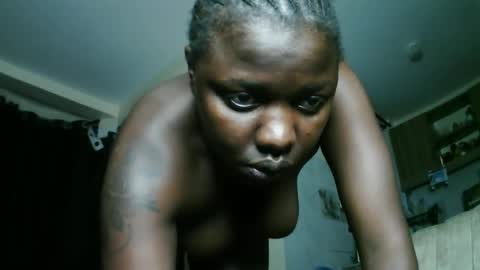 Snapshot of prettyreen chatting on November 2025 03:32:02 PM prettyreen online show from November 2025 03:32:02 PM