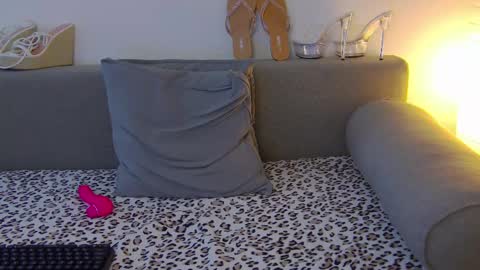 prettyvanessa online show from February 2025 10:28:02 AM