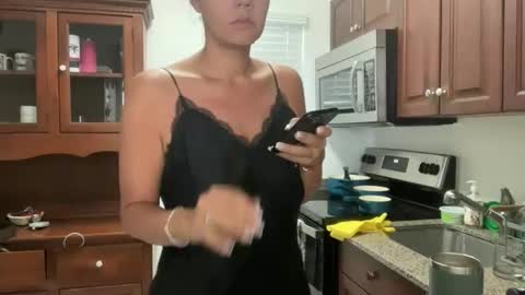 prettyyykittyyy22 online show from November 2025 02:18:01 PM