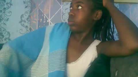 Snapshot of prettyzuzu chatting on October 2025 03:20:02 AM prettyzuzu online show from October 2025 03:20:02 AM