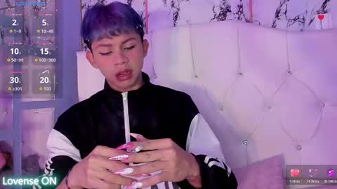 Apolo online show from December 2025 09:00:01 PM