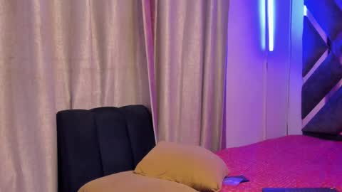 prince_arthur77 online show from December 2024 01:18:02 PM