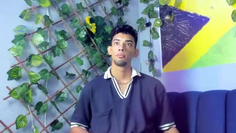 prince_arthur77 online show from September 2025 01:16:02 PM