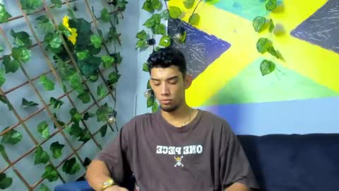 prince_arthur77 online show from September 2025 01:38:02 PM