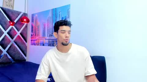 prince_arthur77 online show from October 2025 01:09:01 PM