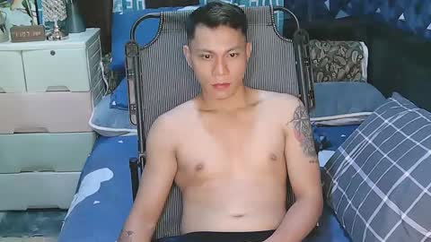 Snapshot of princenavheen chatting on February 2025 03:04:02 AM Prince online show from February 2025 03:04:02 AM