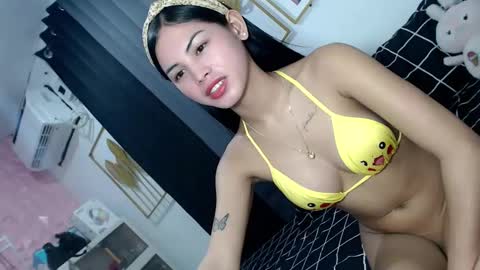 Estela online show from January 2025 08:33:01 PM